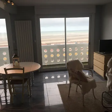 L'eau Vive Front De 4e Sans Ascenseur Le Touquet